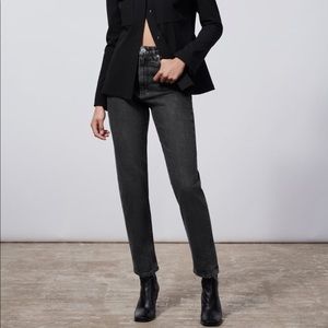 zara 90’s mom jeans